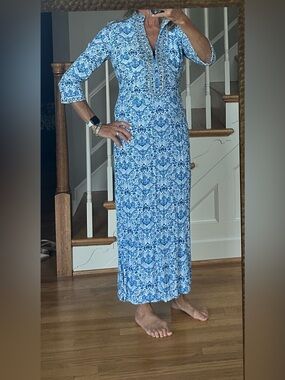 Nicoblu Blue Printed Maxi Dress with Three-Quarter Sleeves